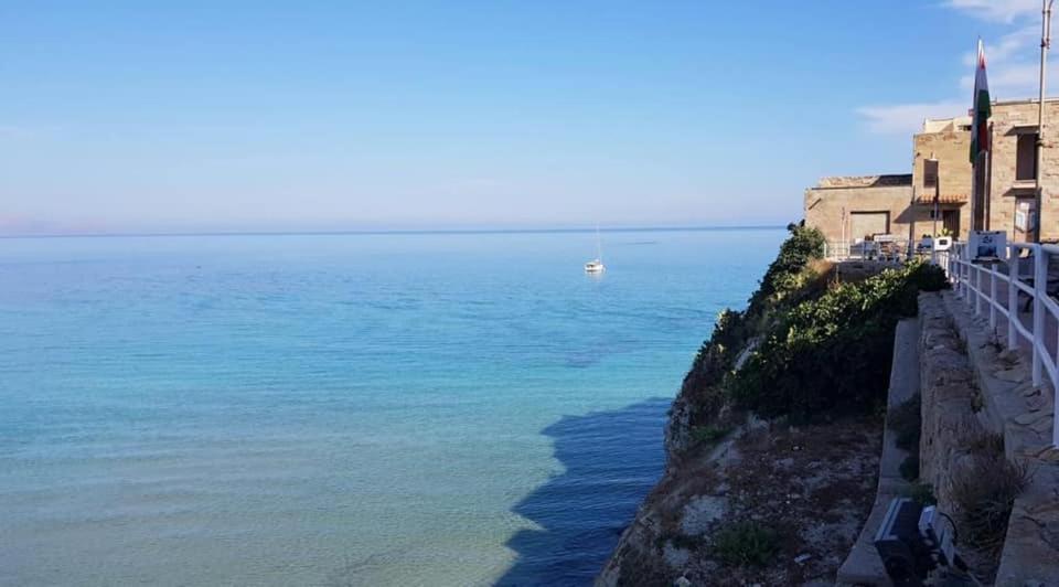By The Sea Bed and Breakfast Terrasini Buitenkant foto