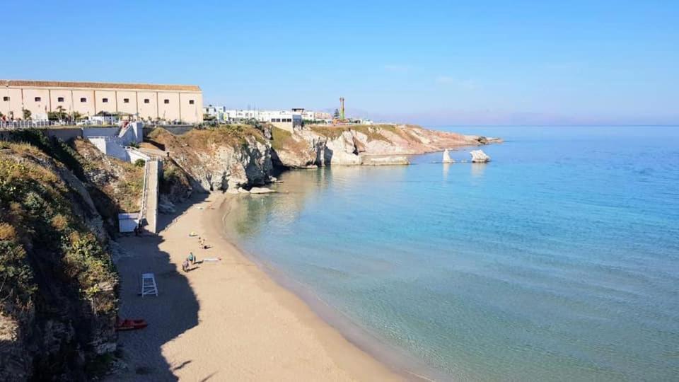 By The Sea Bed and Breakfast Terrasini Buitenkant foto