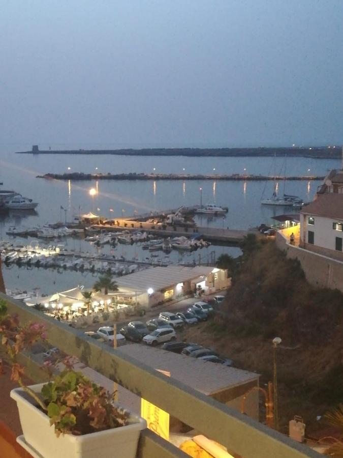 By The Sea Bed and Breakfast Terrasini Buitenkant foto